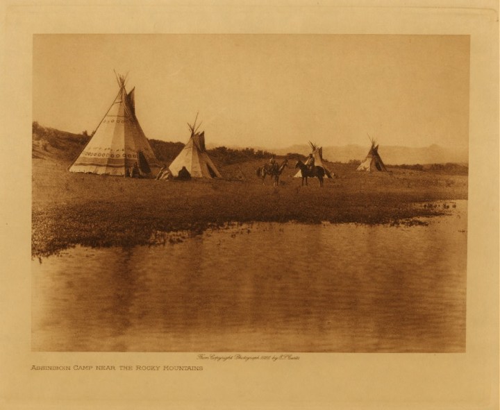 hi_assiniboine_camp_near_rocky_mtns_curtis_a2zcds1 - kopie